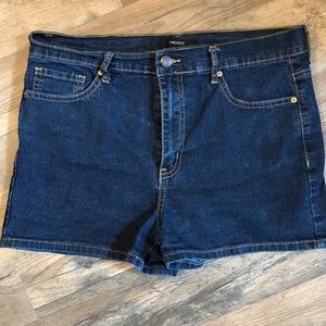 Forever 21 Jean Shorts. Waist size 30